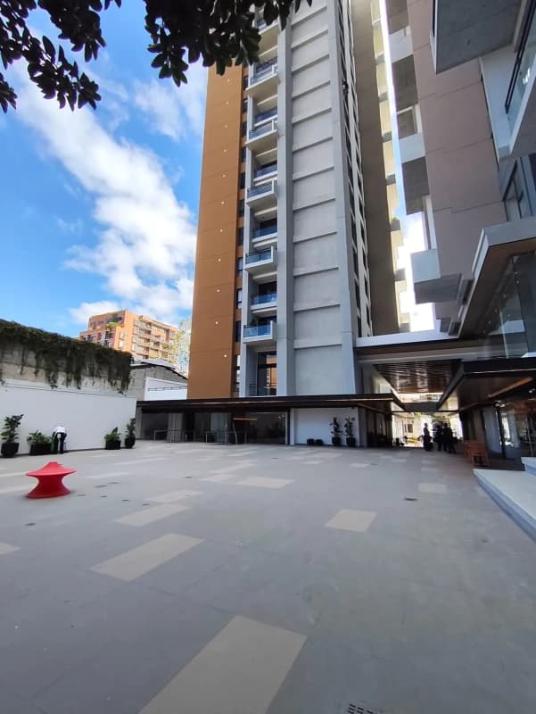 Apartamento en Renta en el Corazón de la zona 4! Torre INARA