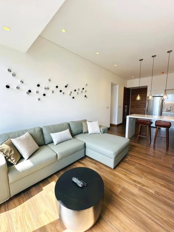 APARTAMENTO AMUEBLADO EN ALQUILER📍 Edificio AVIA, Zona 10 Experimenta un estilo de vida donde el diseño vanguardista se une a la comodidad absoluta