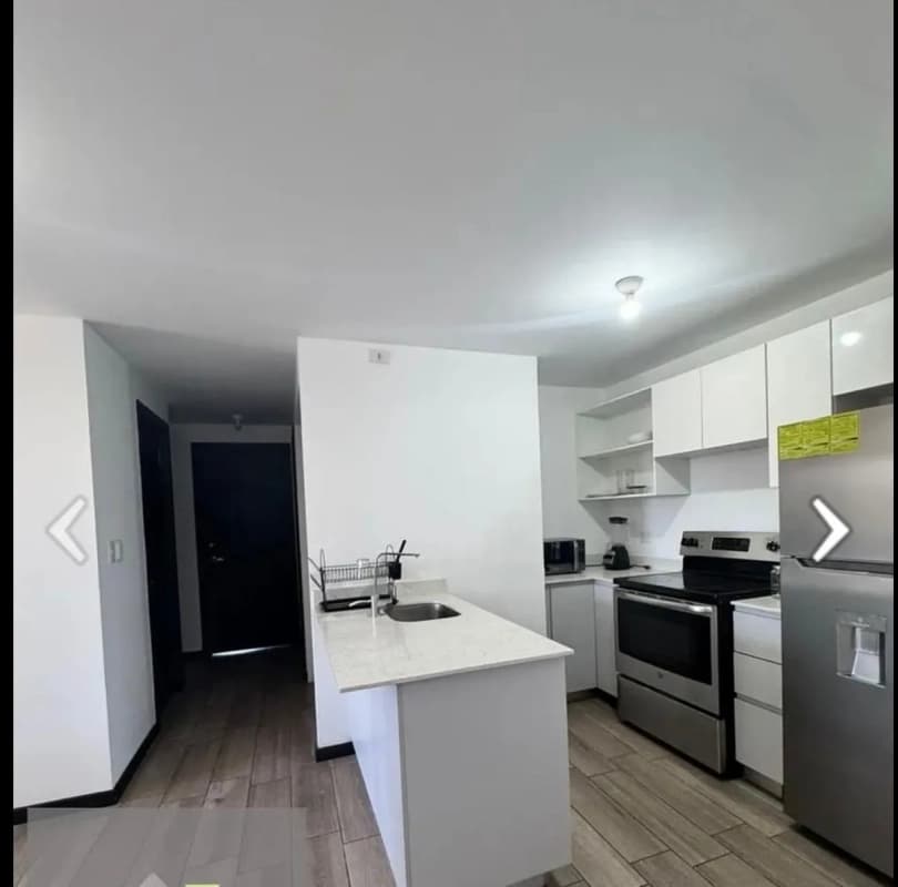 APARTAMENTO AMUEBLADO MARISCAL ZONA 11  DE 3 HAB AGT2929