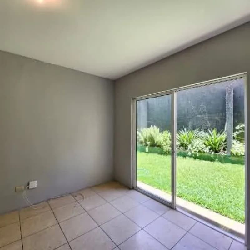 APARTAMENTO EN VENTA CON AMPLIO JARDIN EN TORRES VILLA LINDA ZONA 7 CIUDAD