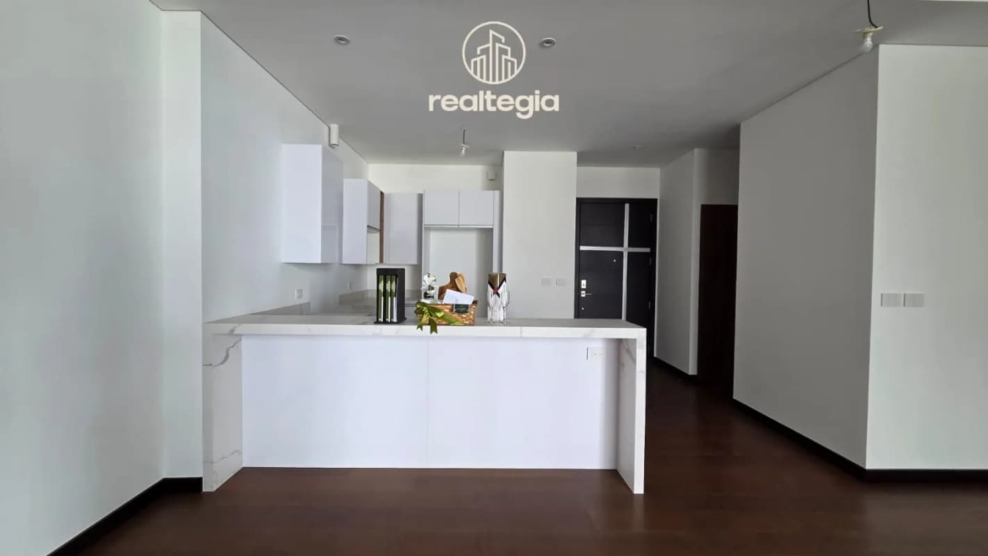 APARTAMENTO EN NOGALES DE CAYALÁ ZONA 16