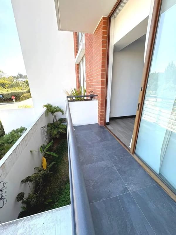 ✨ APARTAMENTO EN ALQUILER | Edificio San Isidro 20/21 – Zona 16 ✨