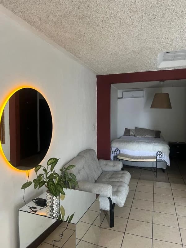 Apto Amueblado En Renta ZONA 16 - Q3,750 | 1 Habitación con A/C | Colonia Lourdes