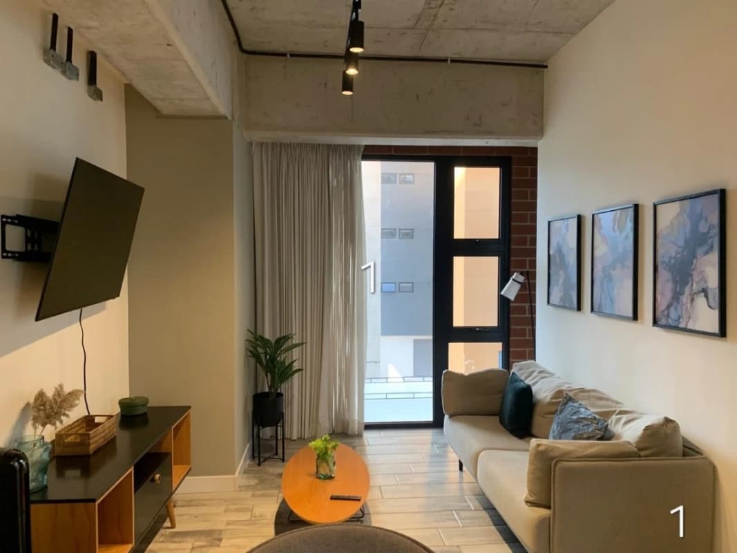 Apartamentos AMUEBLADOS de una o dos habitaciones SILK zona 4