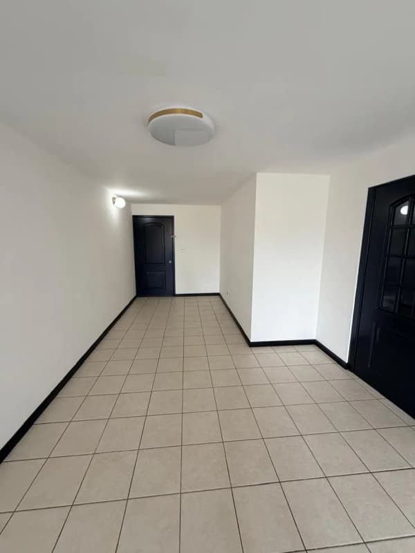 Apartamento en Venta, Edificio Santorini Américas, zona 14