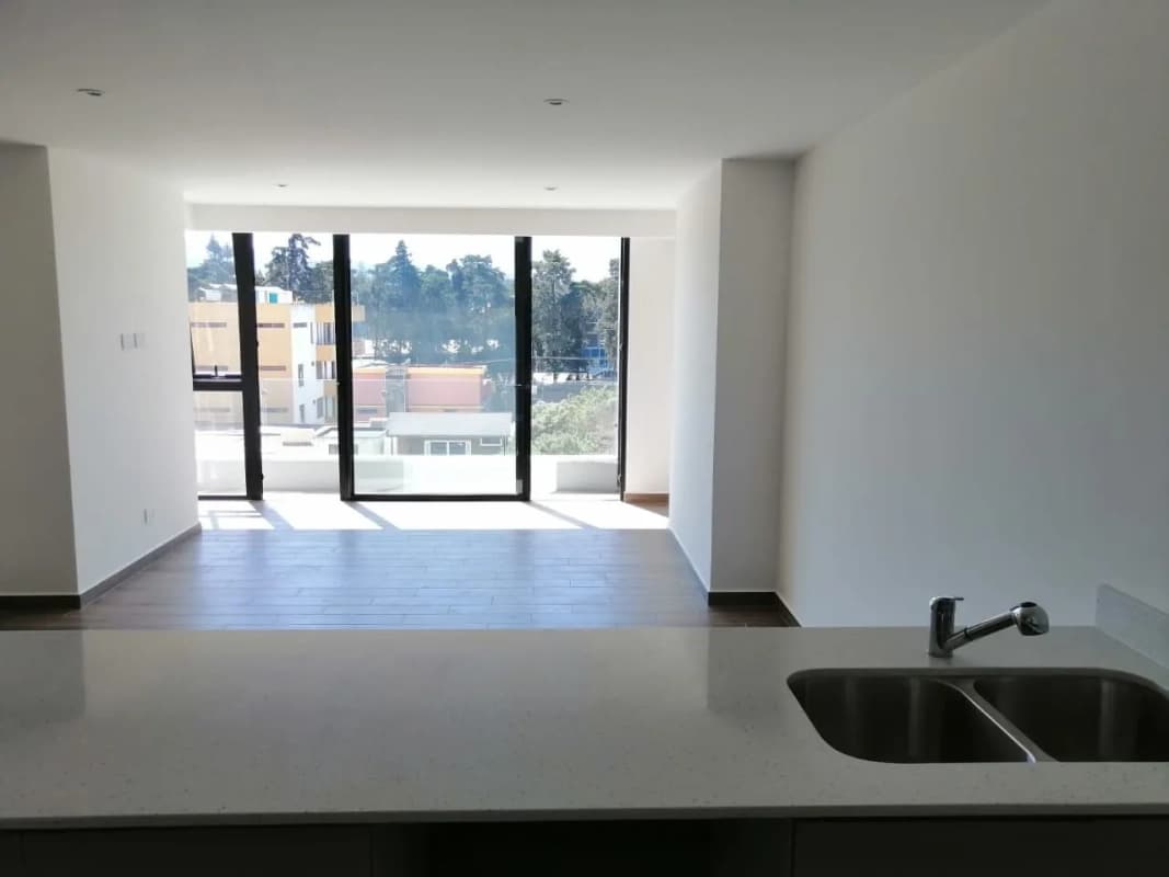Apartamento en renta. Parque 15, Zona 15