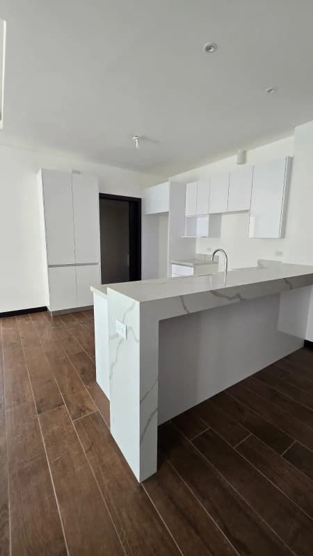 APARTAMENTO EN LIRIOS DE CAYALÁ ZONA 16