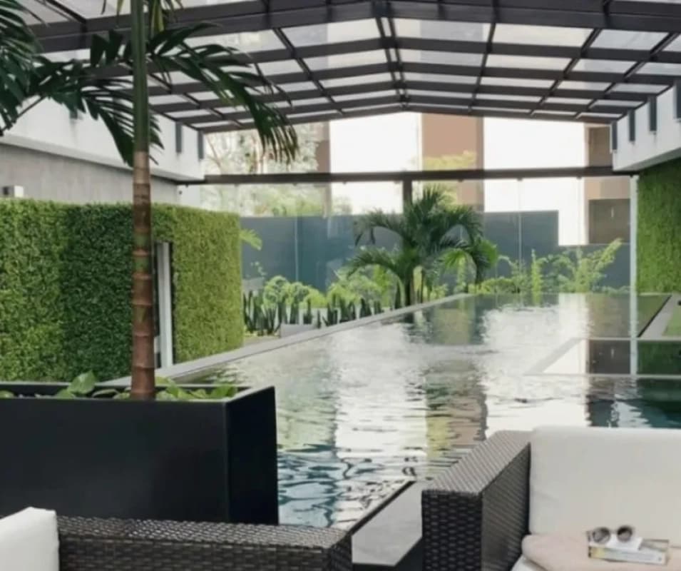 RENTA AMPLIO APARTAMENTO 3 HABITACIONES + SERVICIO– Edificio Bosco, Zona 15