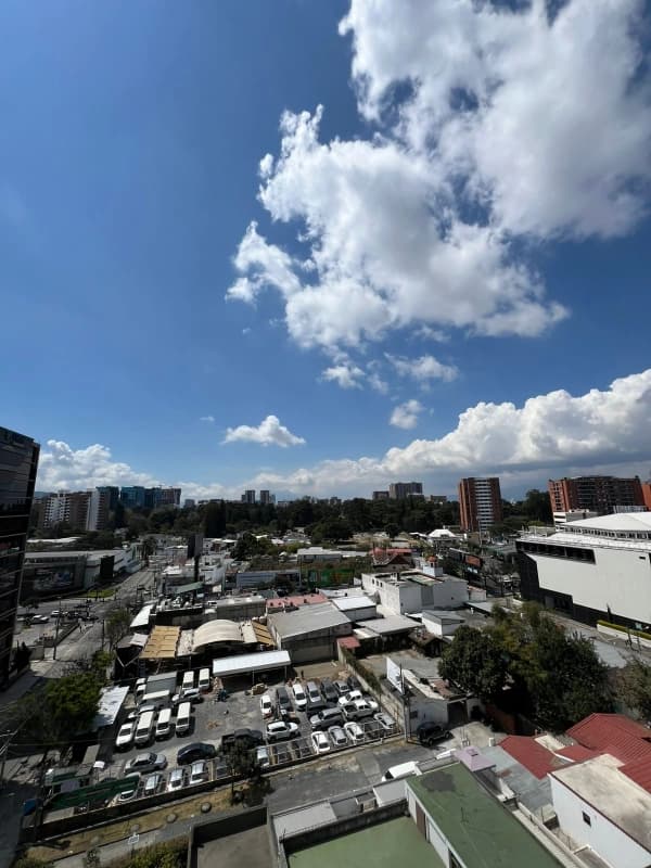 Apartamento en renta zona 10 Atarah
