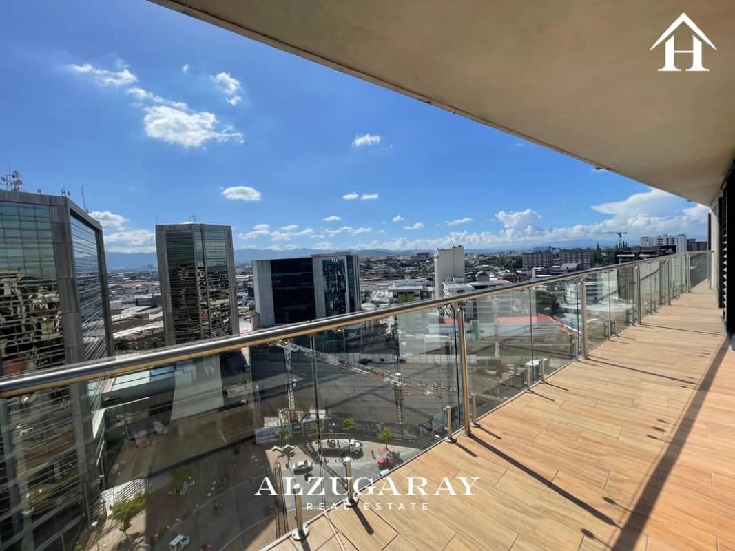 apartamento con balcones QUO zona 4