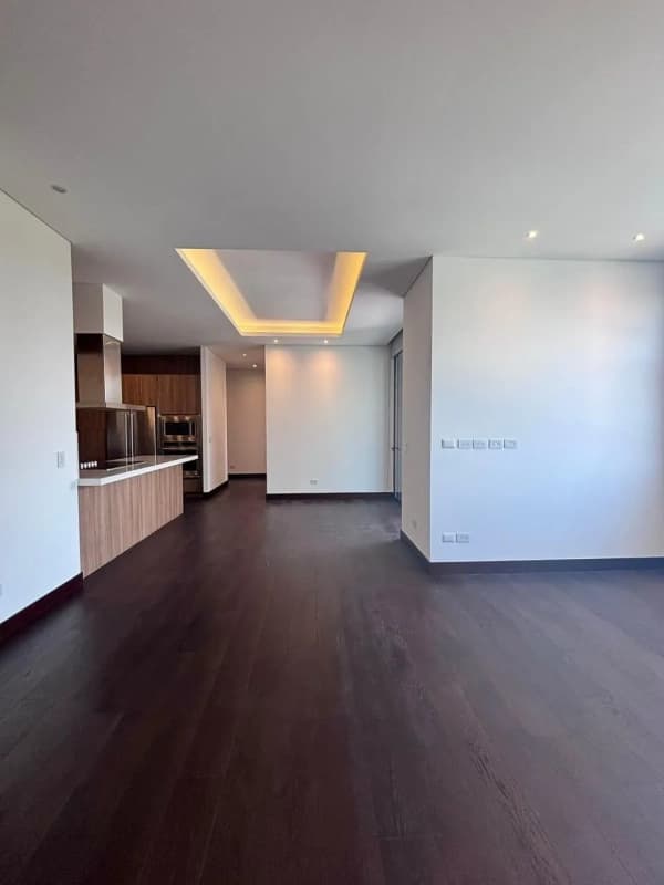 Apartamento en alquiler, Edificio Echo, Zona 14