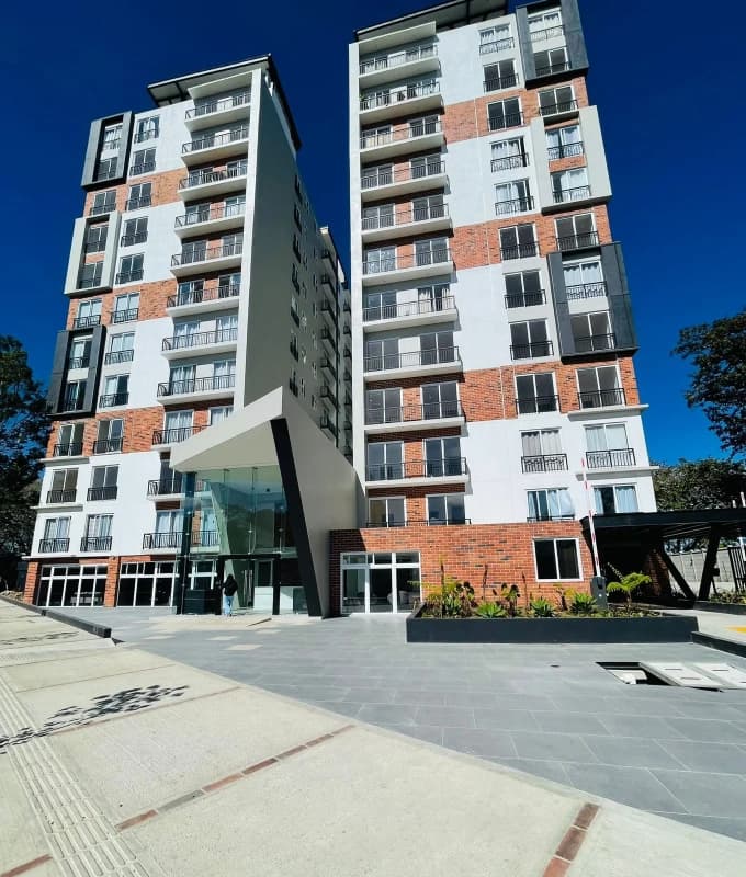 Alquiler de Apartamento en zona 02 para estrenar Vertical El Zapote 3 dormitorios