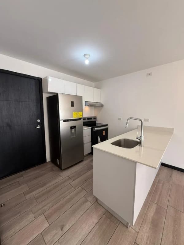 APARTAMENTO EN VIRÓ MARISCAL ZONA 11 DE 3 HAB AGT1555