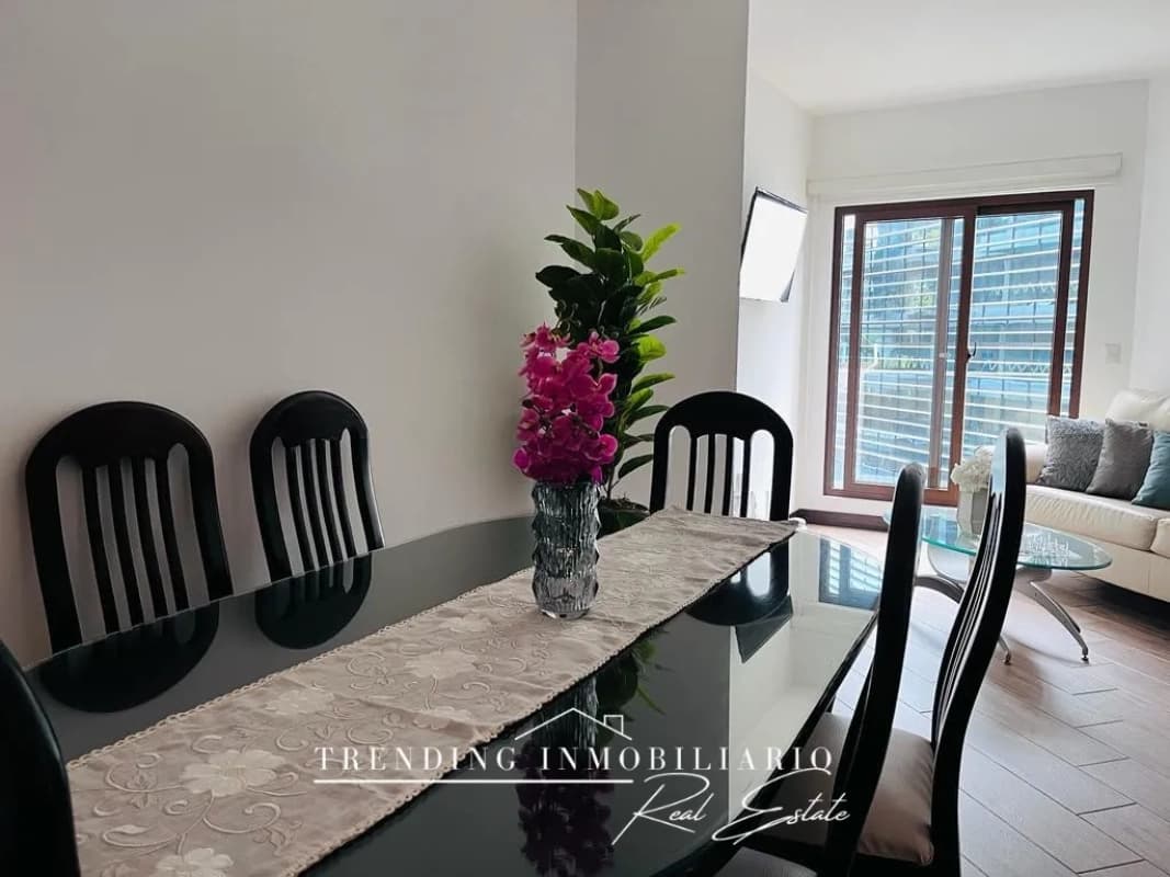 Apartamento amueblado en renta zona 10 edificio Habitat Ciudad Vieja de 3 habitaciones + 2 parqueos