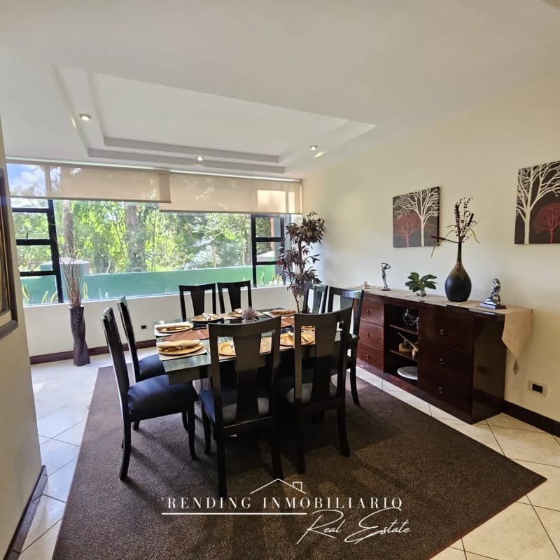 Apartamento en renta zona 10 Edificio Milenia Colonia Oakland de 3 habitaciones 198m² + 2 parqueos