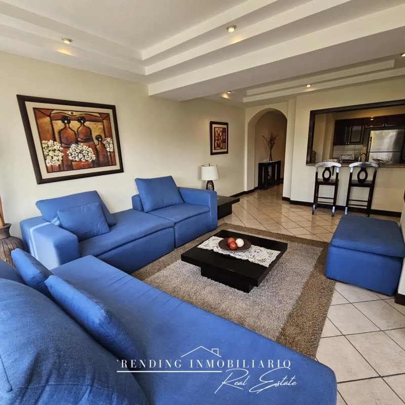 Apartamento en renta zona 10 edificio Milenia de 3 habitaciones + 2 parqueos