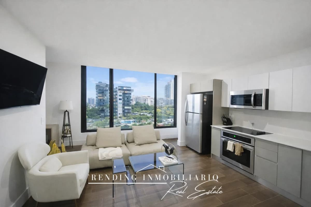 Apartamento en renta zona 13 edificio Rosselló de una habitación + 2 parqueos