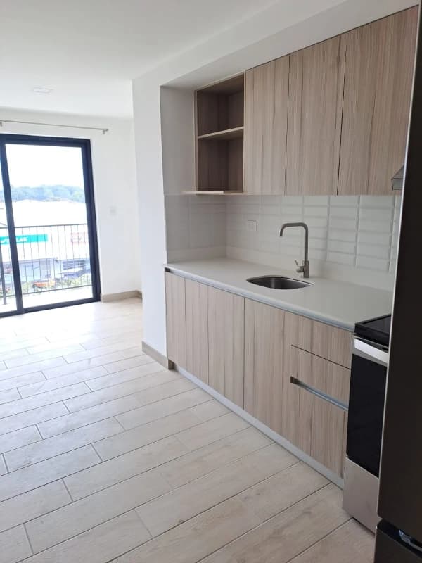 Estrene en Zona 12 Calzada Atanazio apto 3 habitaciones