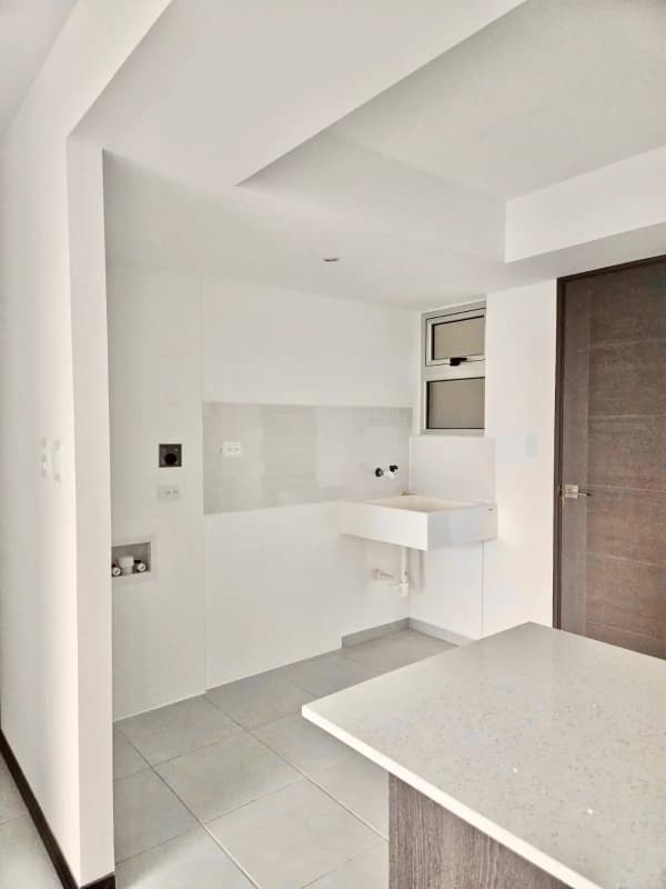 Condado Naranjo • Apartamento en Renta • Edificio Serena