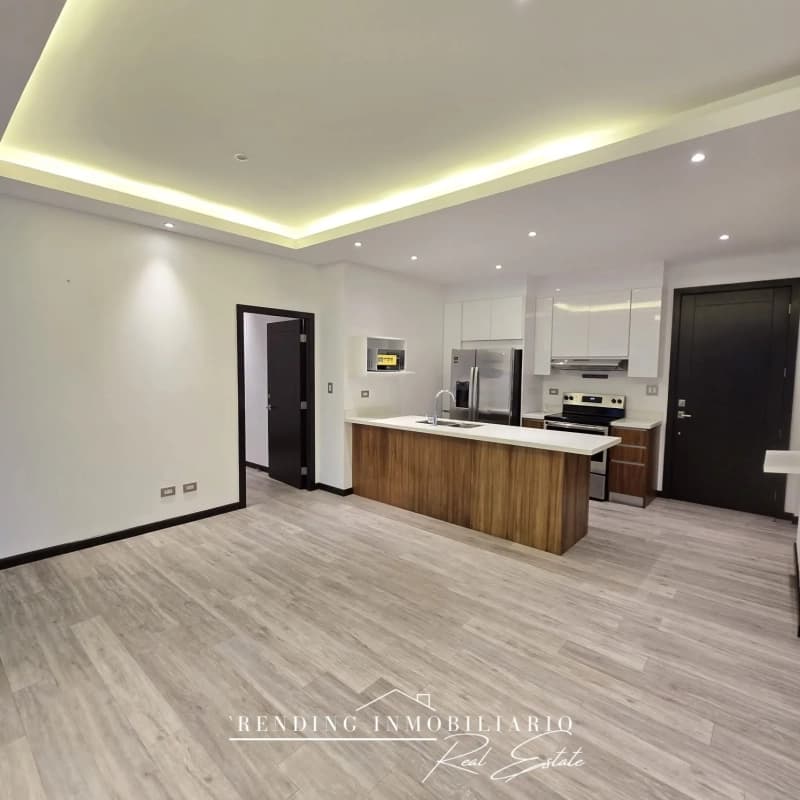 Apartamento en alquiler zona 16 Lirios de Cayalá de 2 habitaciones + un parqueo
