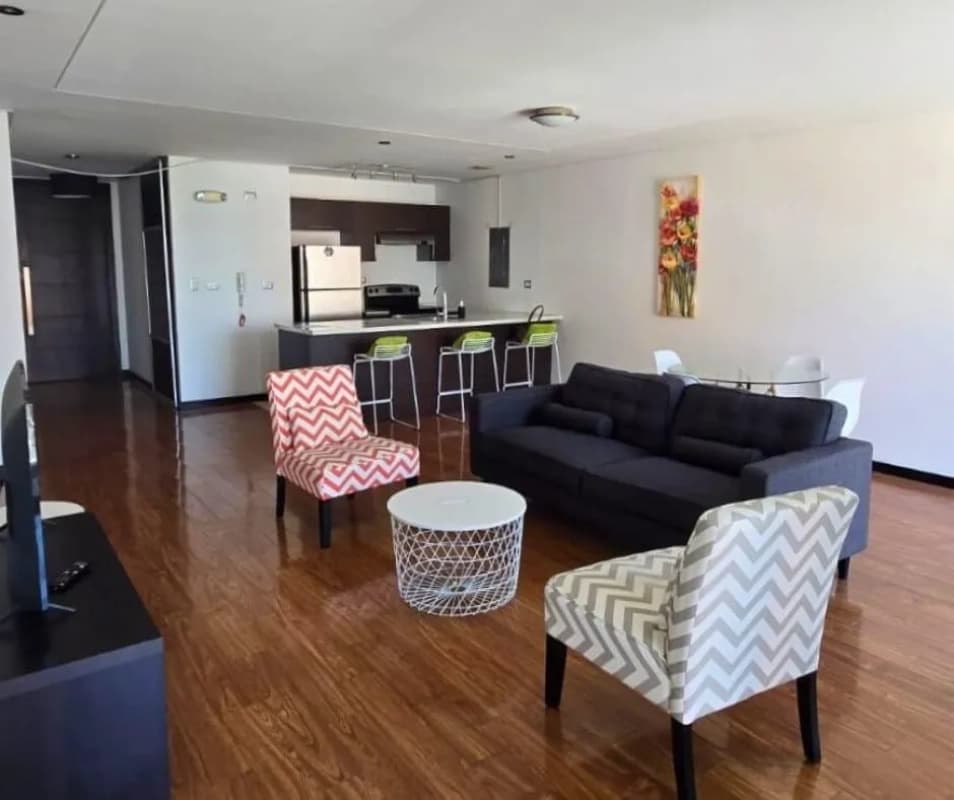 Apartamento en alquiler en Edificio Sublime, Zona 14