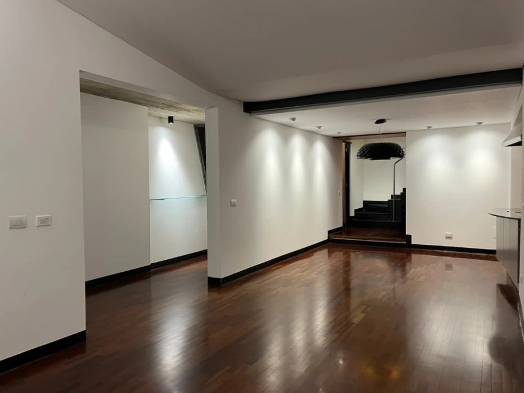 Bello y amplio apartamento en alquiler Oakland zona 10