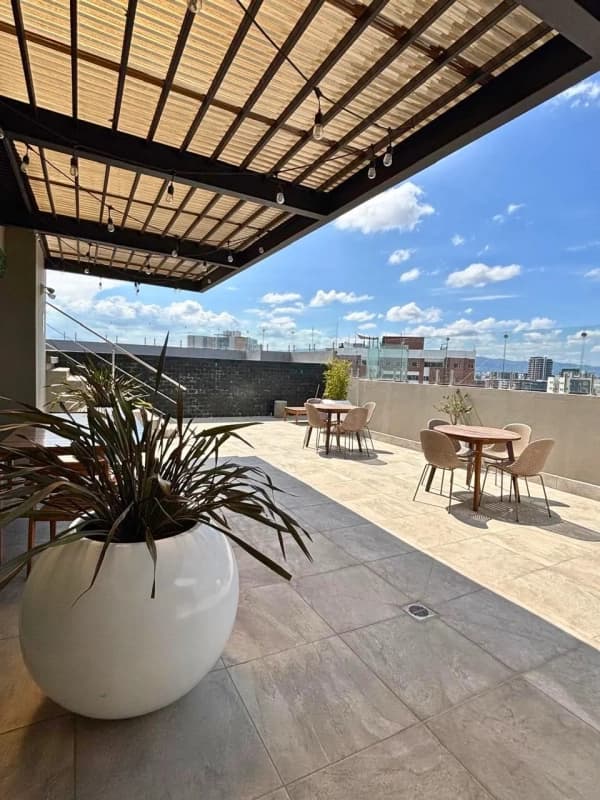 APARTAMENTO EN ALQUILER📍Marques de Oakland zona 10, Diagonal 6