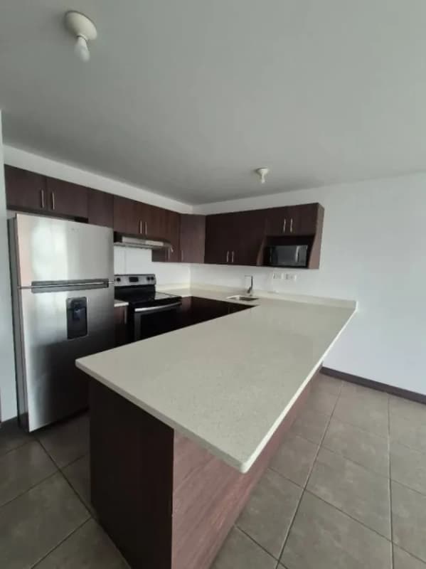 VENDO APARTAMENTO EN VISTA HERMOSA ZONA 15