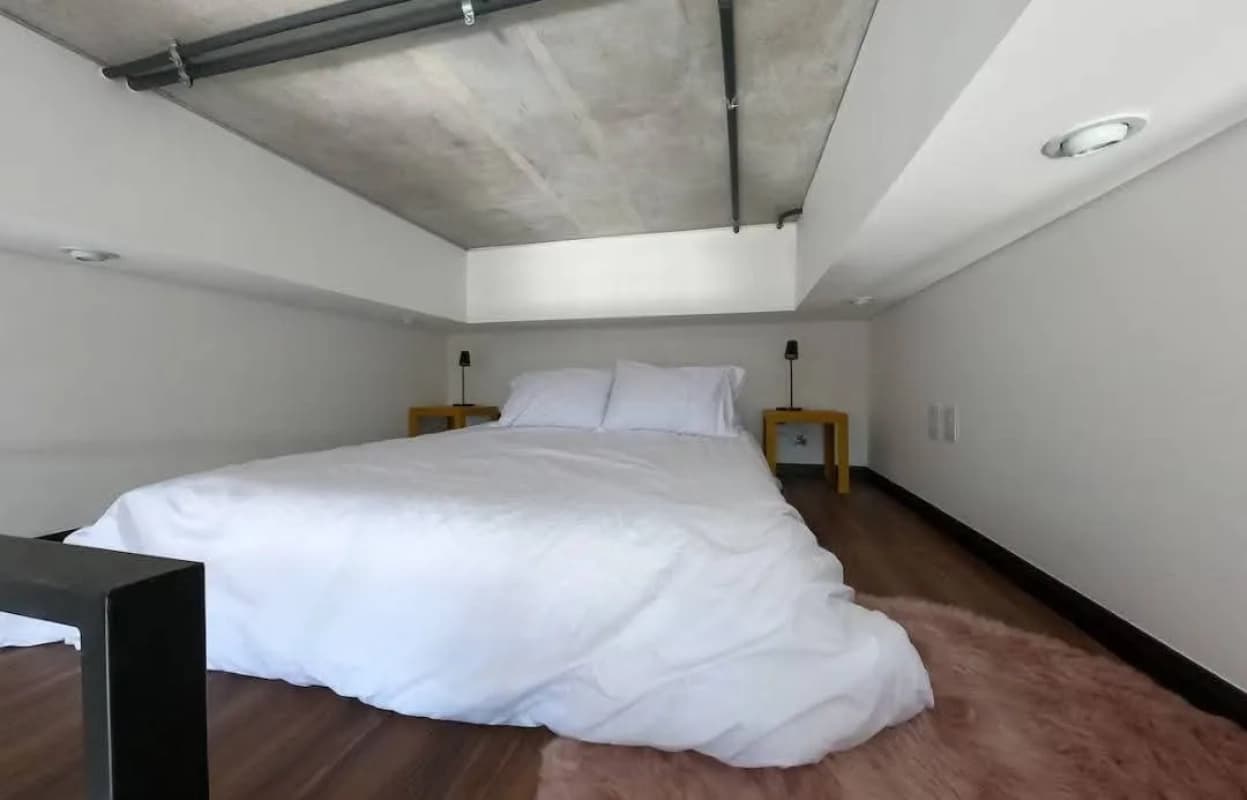 VENDO APARTAMENTO TIPO LOFT,  DOBLE ALTURA EN EDIFICIO ATOM  ZONA 4