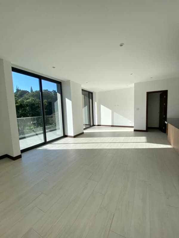 Apartamento en Alquiler / Venta | Spazio Residencias | Zona 15 | 2 habitaciones · Cerca de universidades