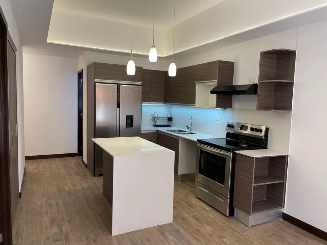 APARTAMENTO EN ALQUILER, zona 10