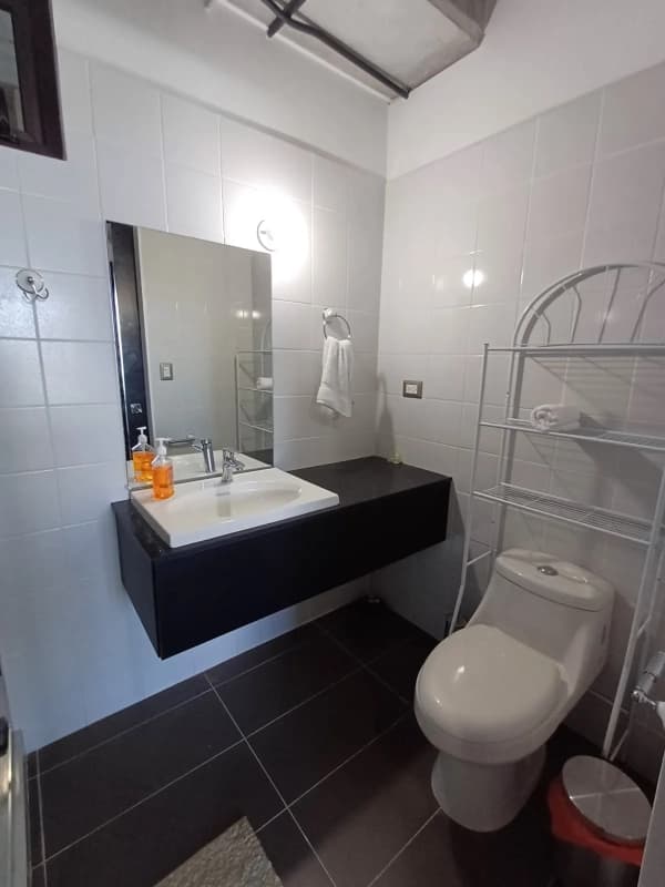 Apartamento amueblado de dos habitaciones z10