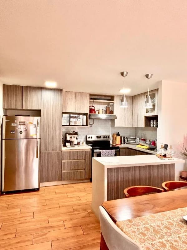 Zona 14 • Apartamento Remodelado en Renta • Edificio Santorini