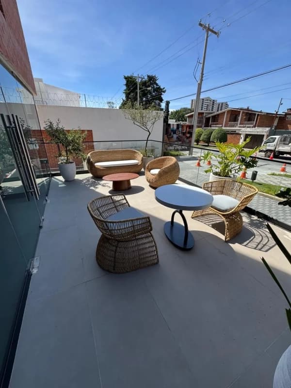 Apartamento para alquiler en Edificio Kiintea Zona 15, atrás de McDonald´s