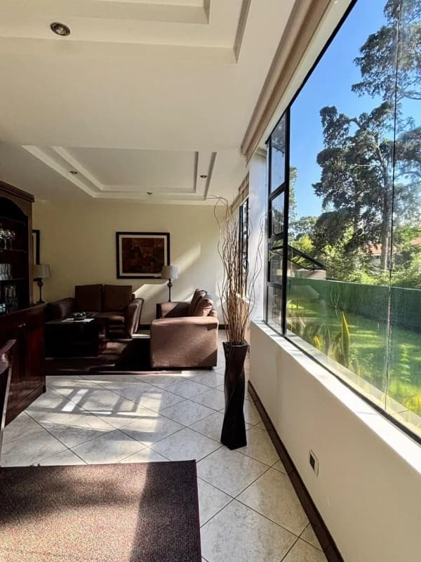 Apartamento amueblado en alquiler, Edificio Milenia, Zona 10