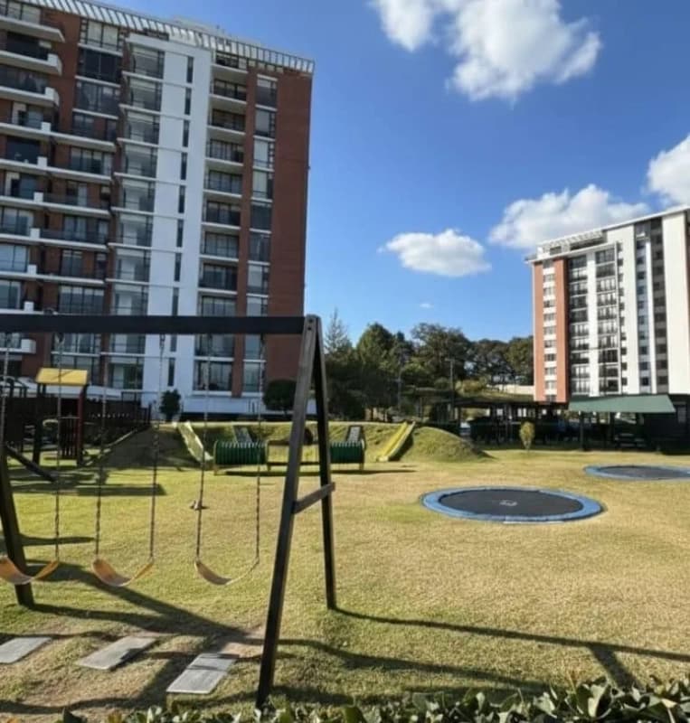 Apartamento en alquiler, Edificio San Isidro 20/21, Zona 16