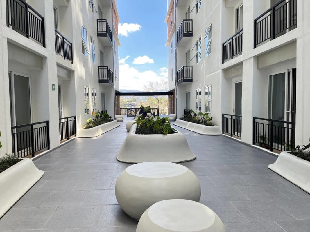RENTA DE APARTAMENTO ZONA 2 vertical zapote