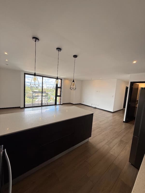 Apartamento en venta en Borghetto, zona 15 Vh1.