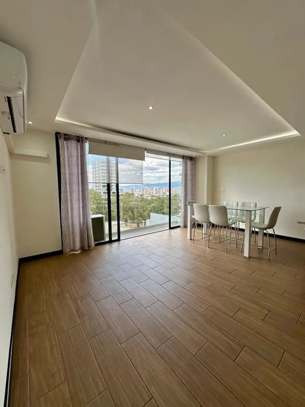 Venta de Apartamento en zona 15 VHI Torre Praga