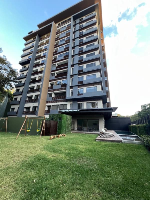SPAZIO RESIDENCIAS ZONA 15, APARTAMENTO NUEVO 2 DORMITORIOS, 86 MTS2, 2 PARQUEOS $1,350 + IVA (NO TIENE BALCÓN)