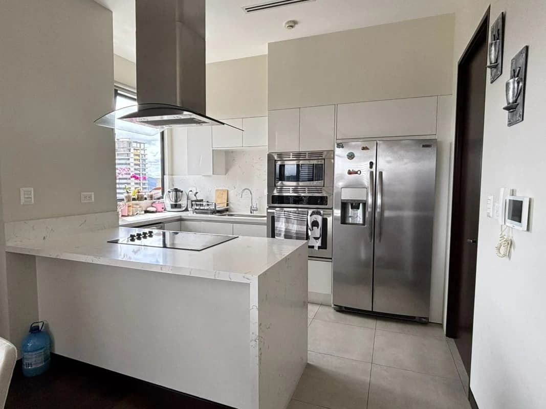 Apartamento de Lujo en Venta en Zona 14