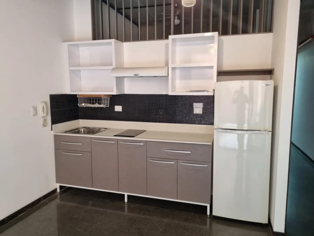 Apartamento con Jardín en edificio 4-36 Zona 4