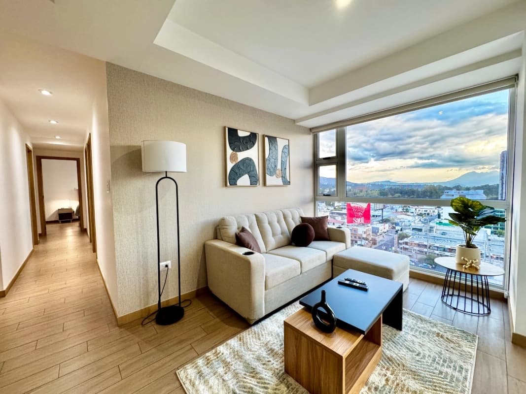 Apartamento de 3 dormitorios en venta zona 10