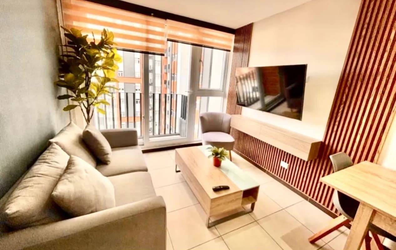 Zona 11 • Apartamento Amueblado en Renta • Parque San Jorge