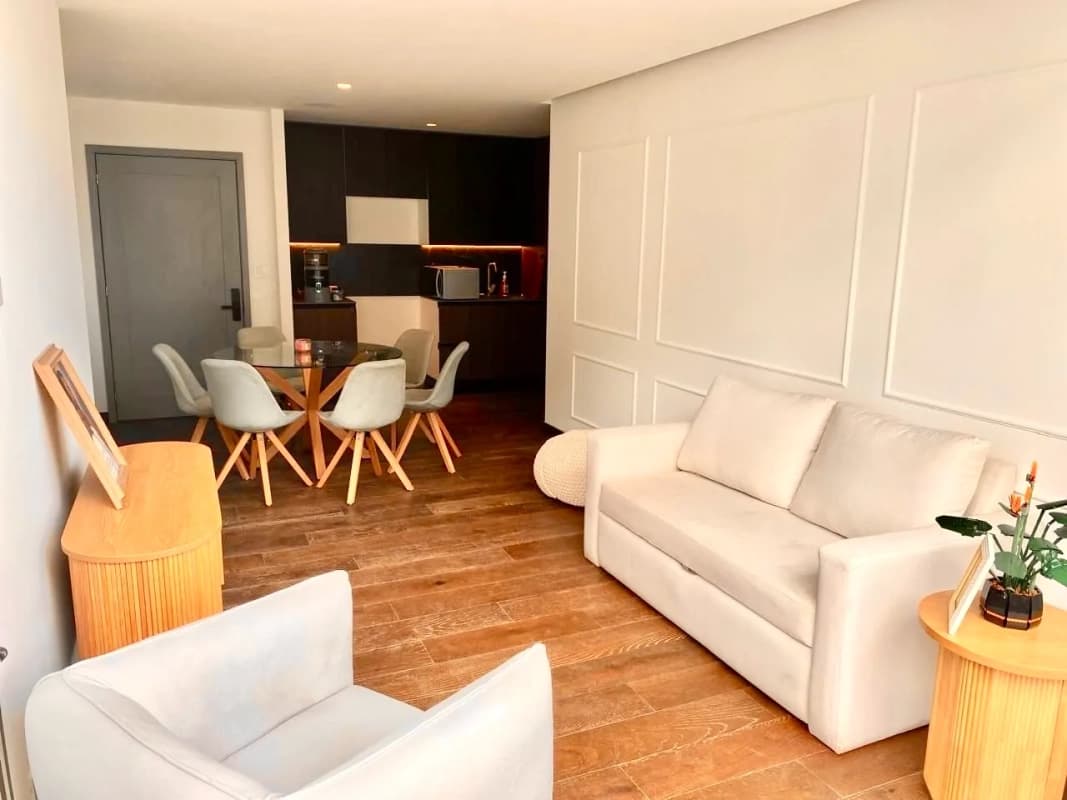Zona 10 • Apartamento Amueblado en Renta • Edificio Atarah