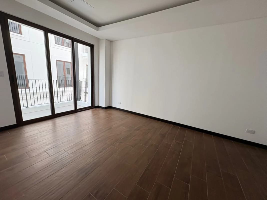 Apartamento nuevo en venta en Edificios Lirios IV.