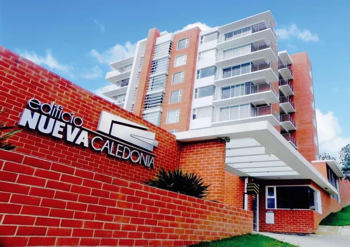 🏢 Apartamento en alquiler – Zona 16 Nueva Caledonia