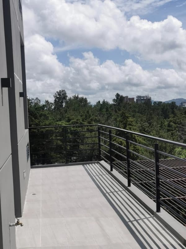 Apartamento Con Balcón, MIRA zona 10