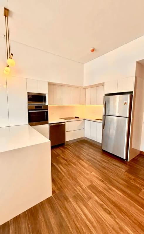 Zona 10 • Apartamento Amueblado en Renta • Edificio AVIA