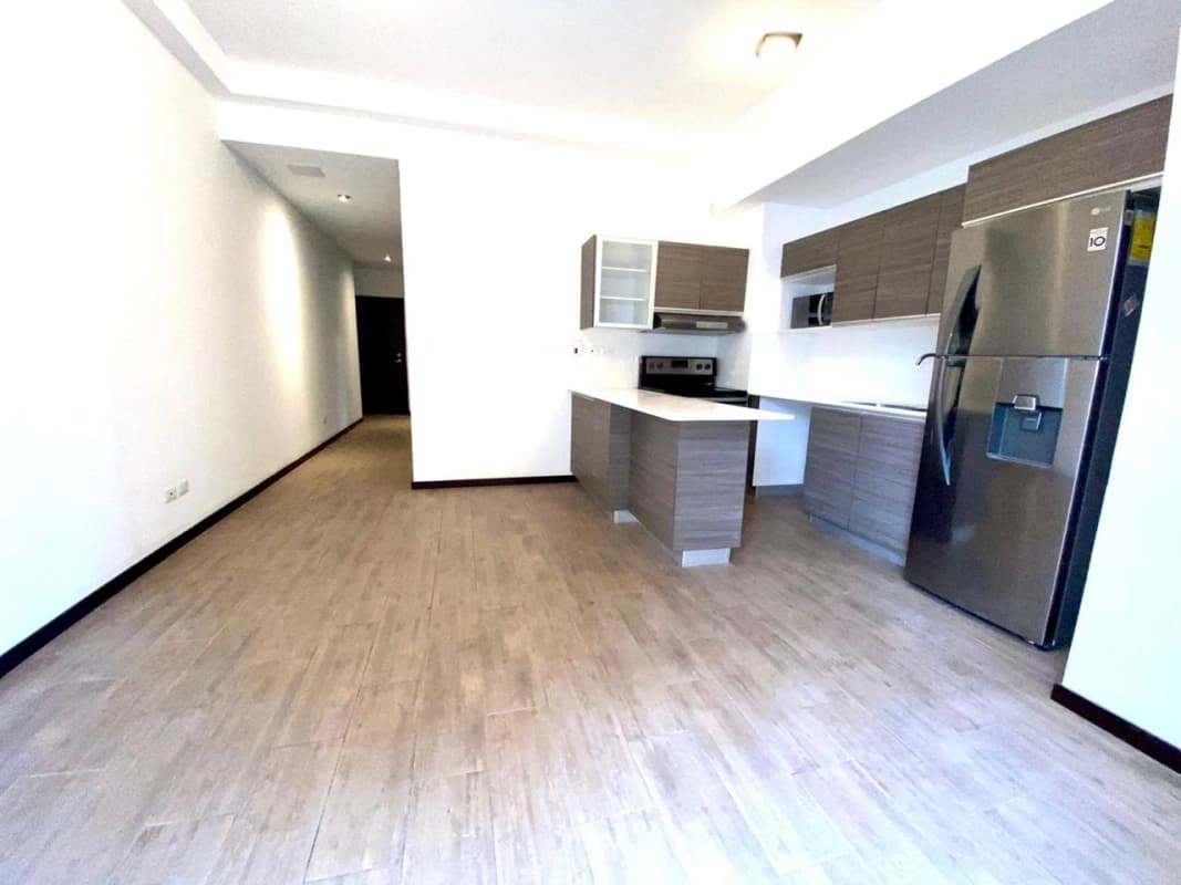 APARTAMENTO EN ALQUILER CASSALINI ZONA 10